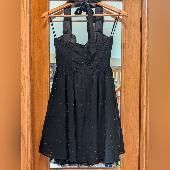 Guess Halter Cocktail Dress - Picture 2 of 7